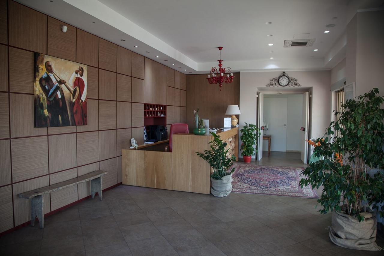 Giga Hotel Villa Santa Lucia Eksteriør bilde