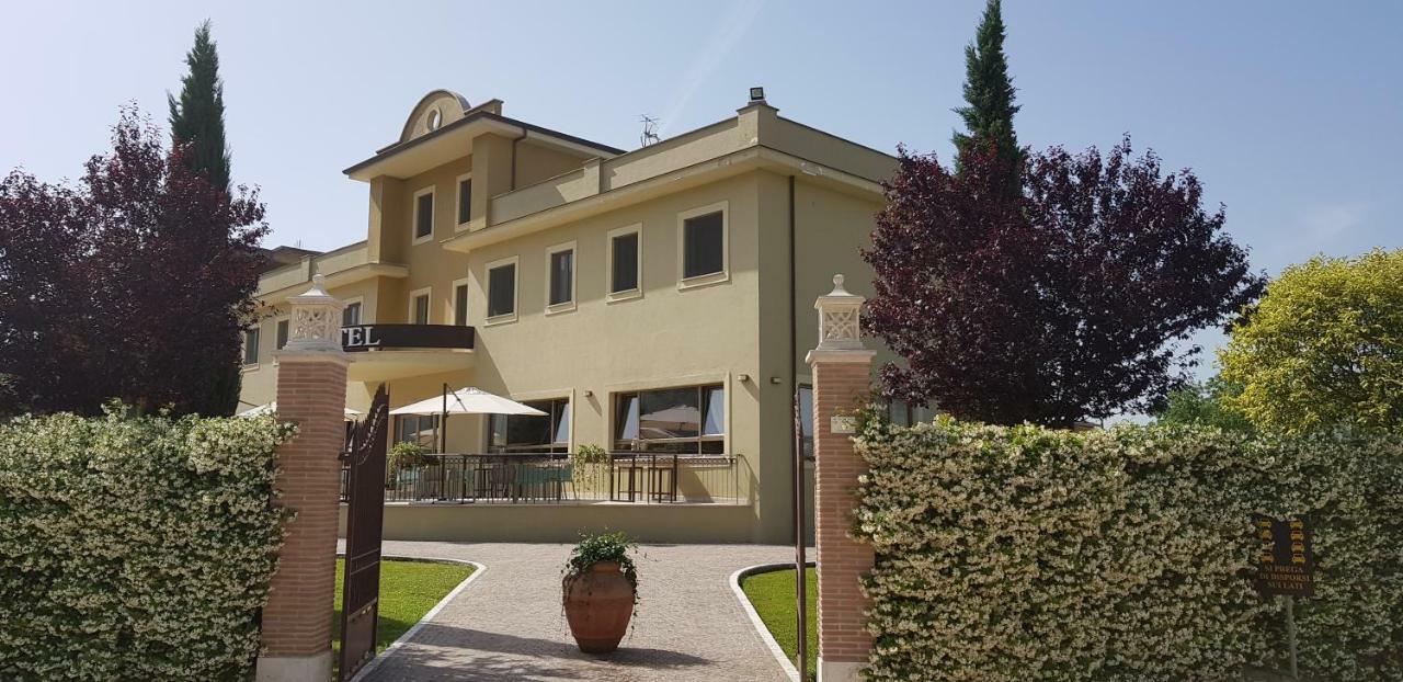 Giga Hotel Villa Santa Lucia Eksteriør bilde