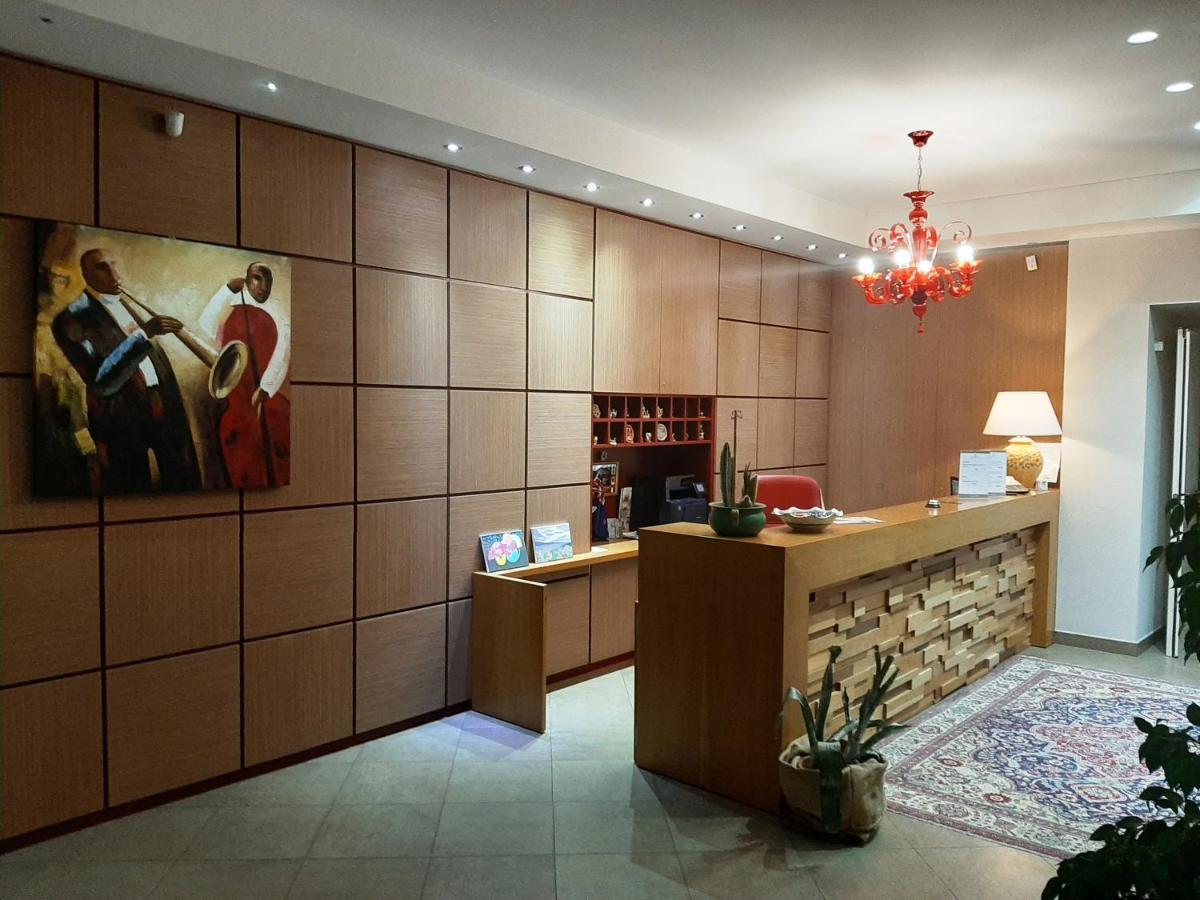 Giga Hotel Villa Santa Lucia Eksteriør bilde